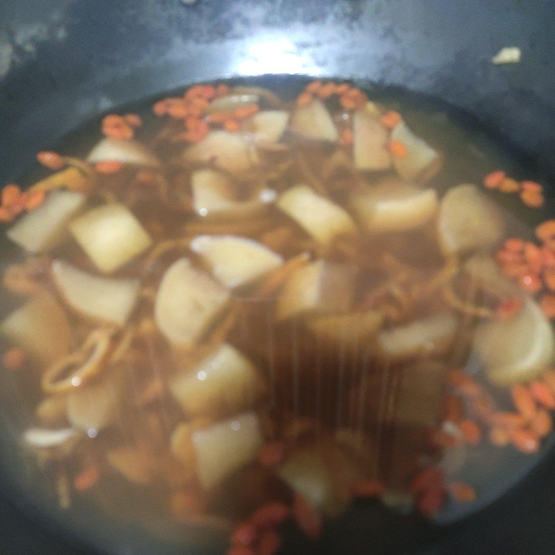 止咳润喉梨汤