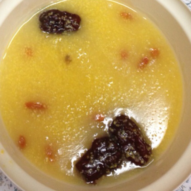 红枣桂圆小米粥