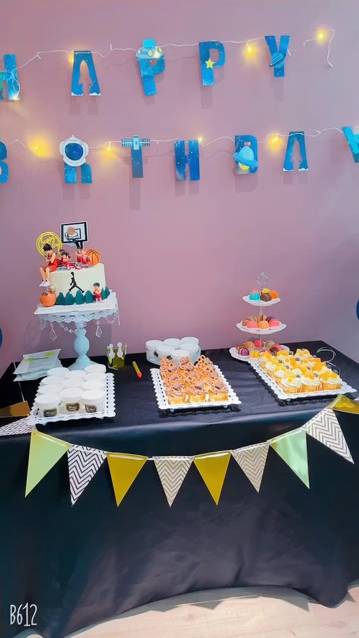 人生的第一次甜品台(我不卖的，自己家里吃)