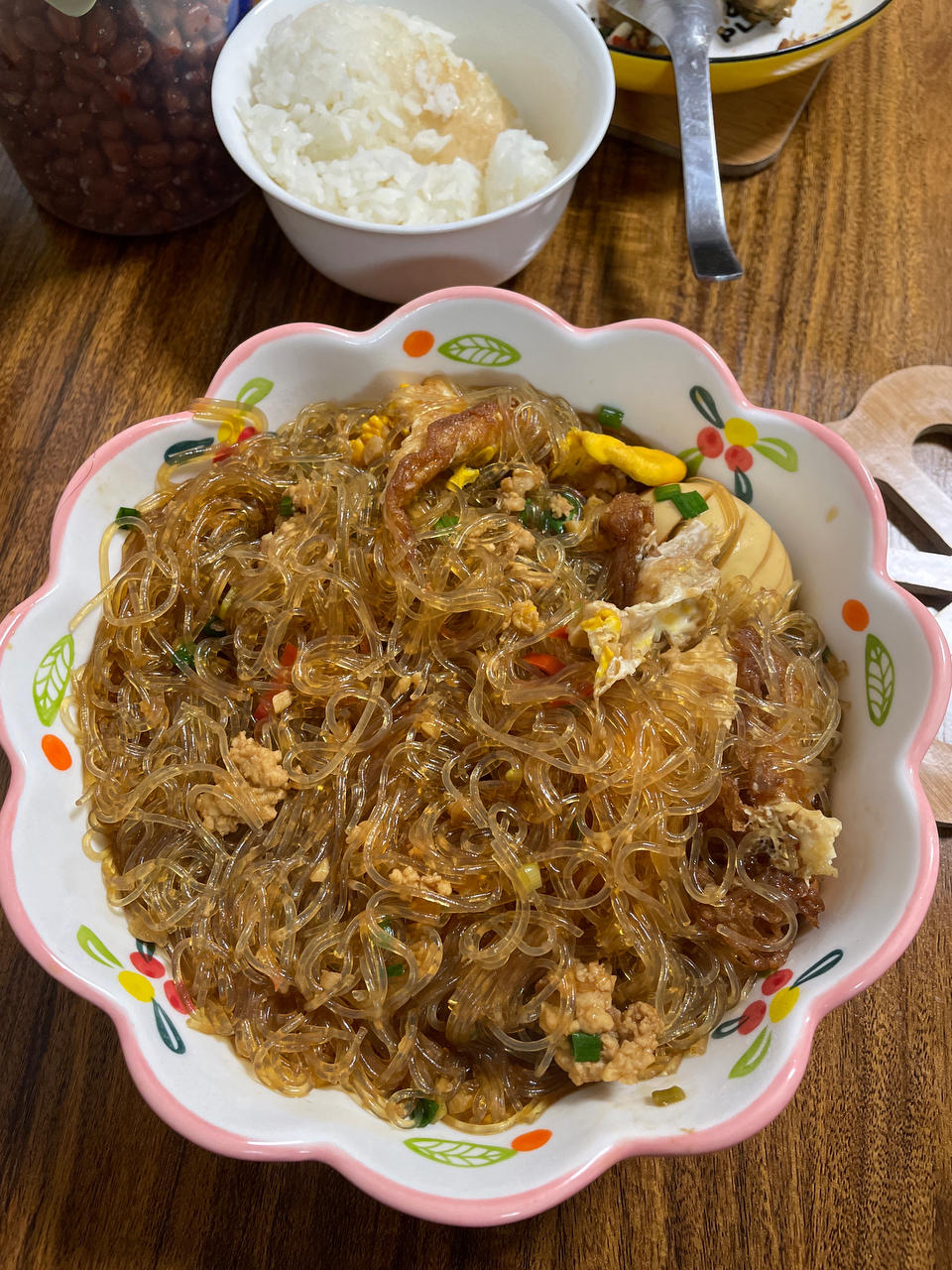 十分钟搞定！！酱汁浓郁好吃的荷包蛋焖面