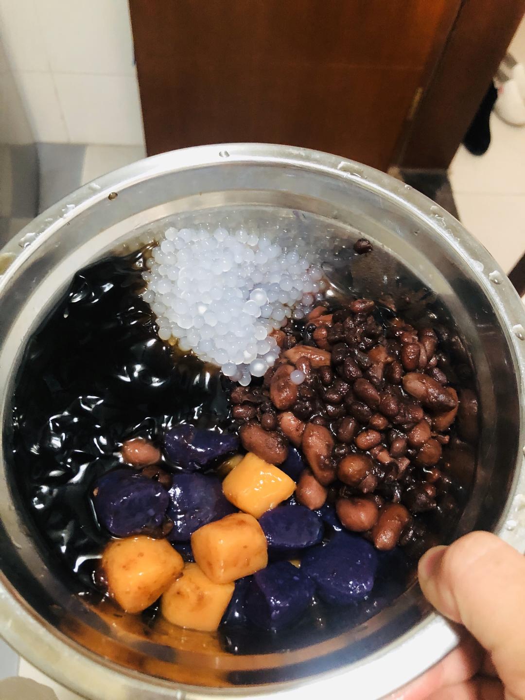 芋圆椰汁西米露