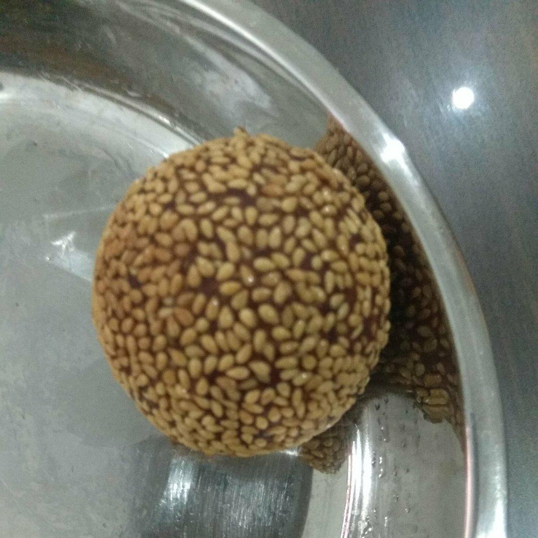 黄金球之一（南瓜芝麻球）