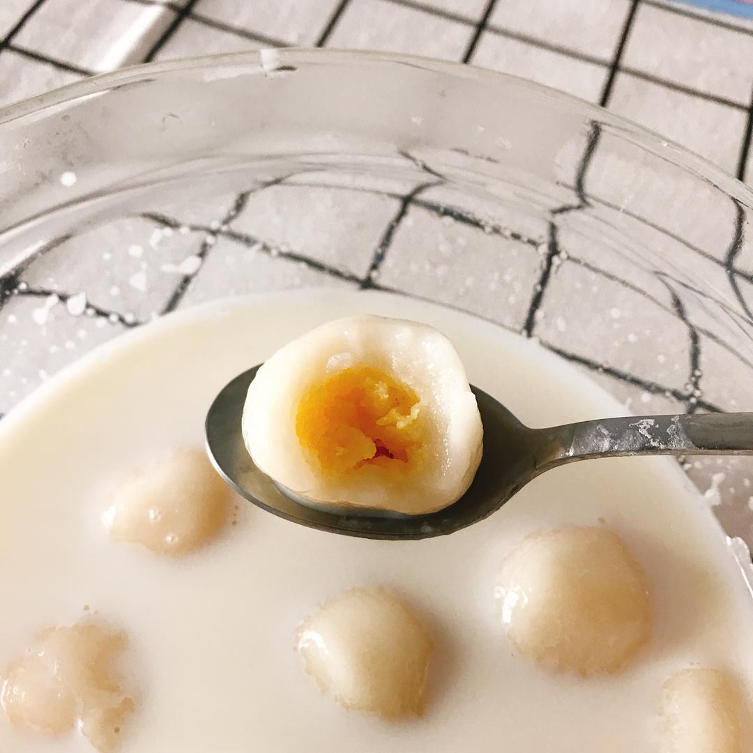 奶黄馅牛奶汤圆