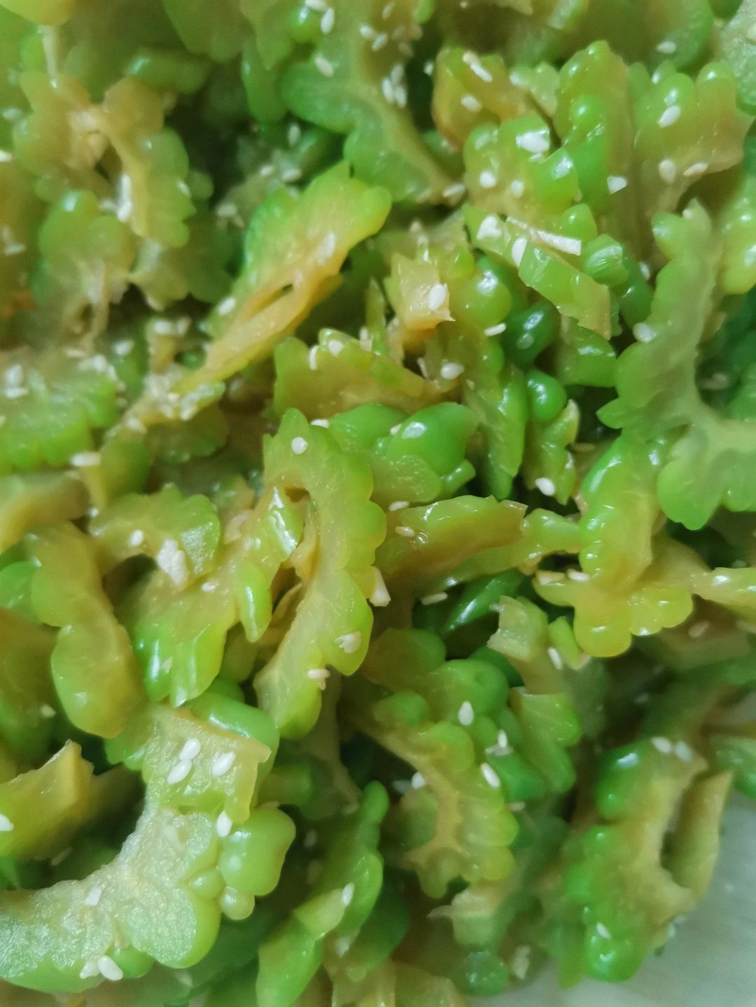 凉拌苦瓜（减脂肪，脆爽可口）