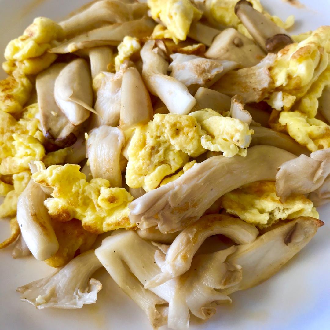 hencuc做的平菇炒蛋