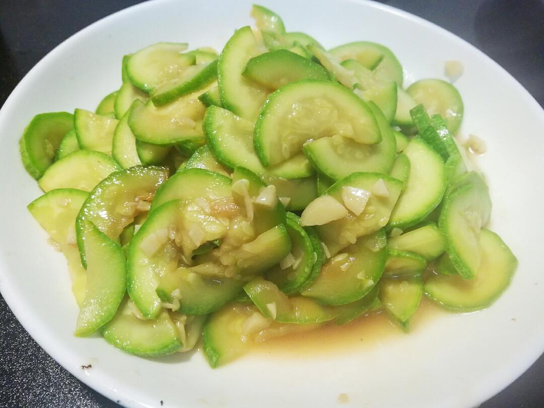 清炒西葫芦（快！简单）