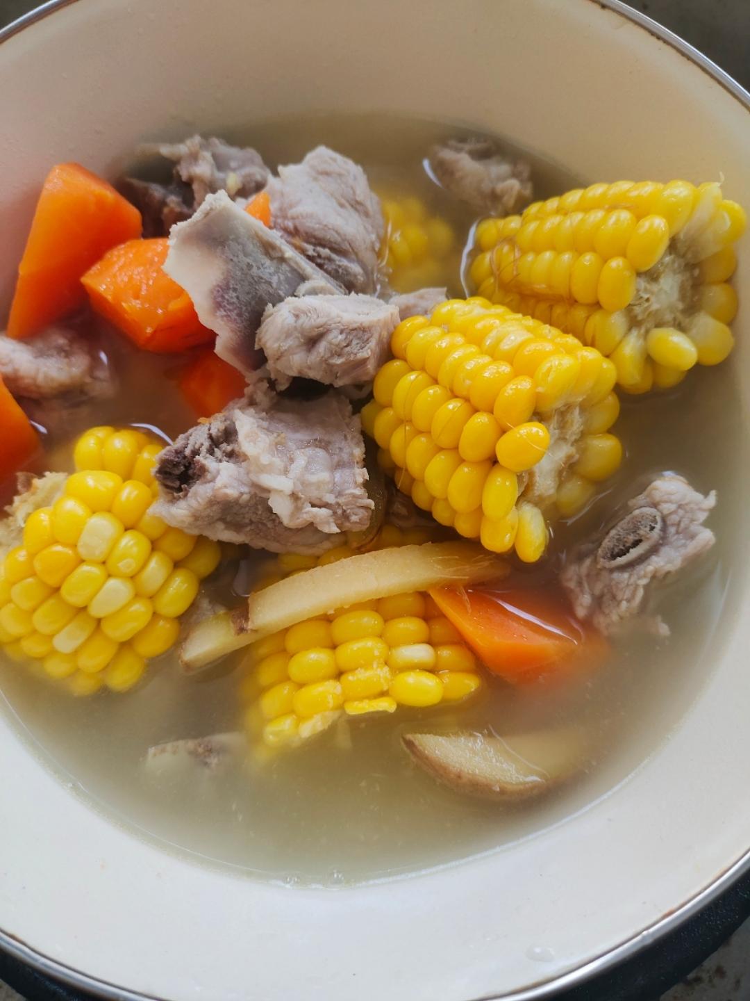 玉米排骨汤