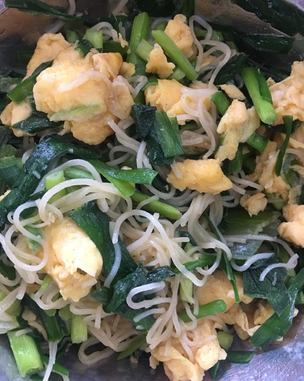 韭菜粉丝炒笨蛋