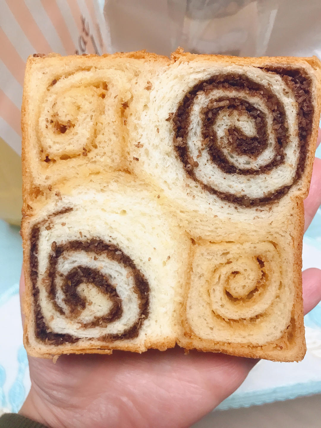 生椰拿铁吐司