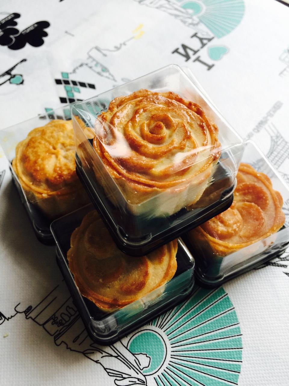 金沙奶黄月饼