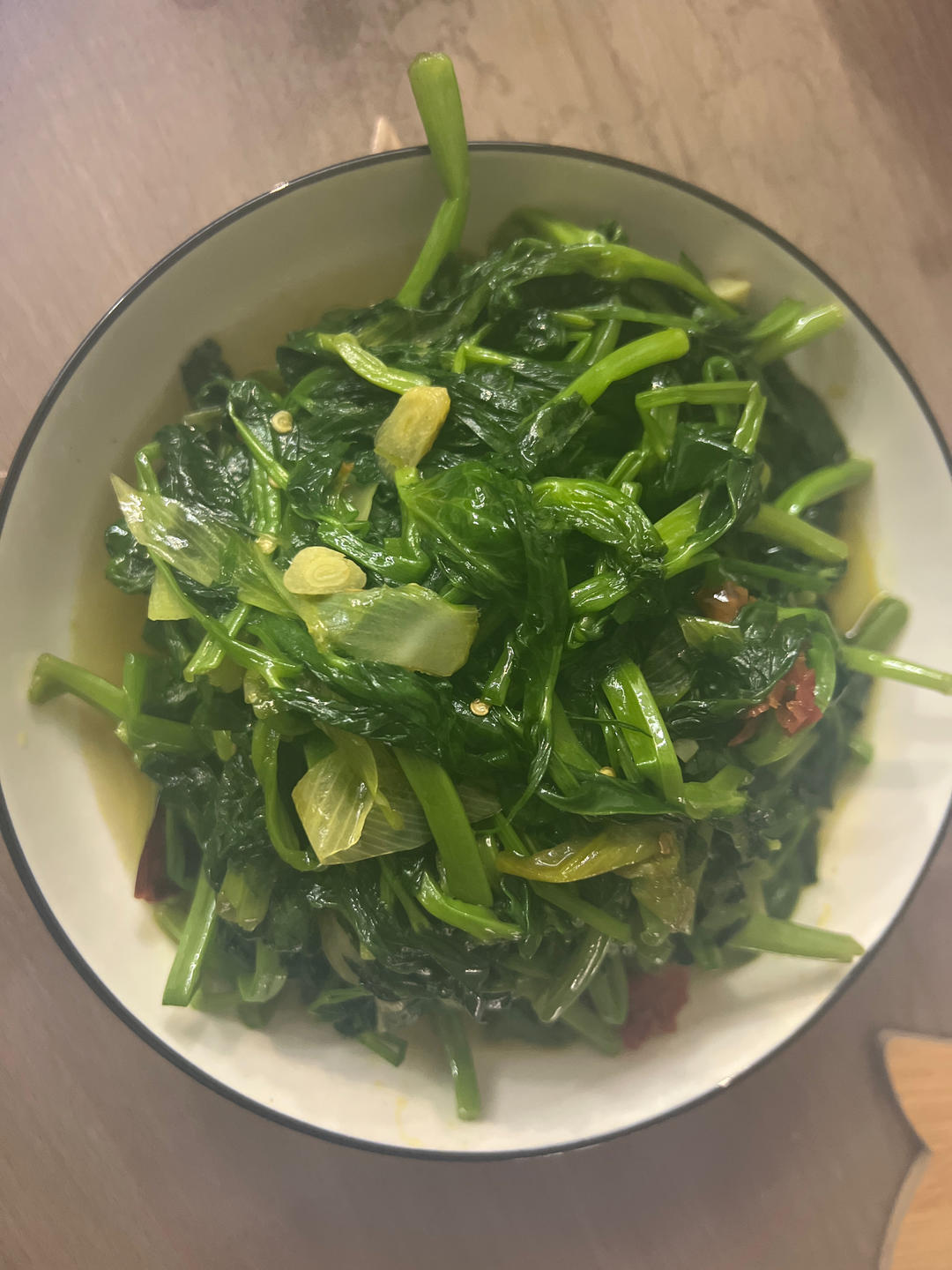 清炒豌豆尖