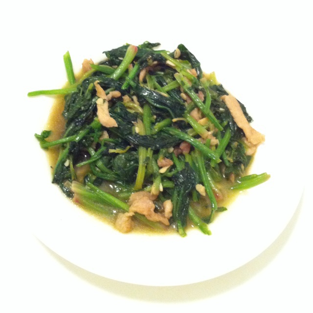 肉丝炒菠菜