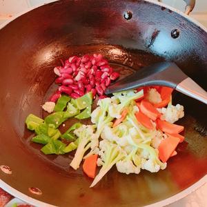减脂餐/蔬菜芸豆炒魔芋（素食系列）的做法 步骤8