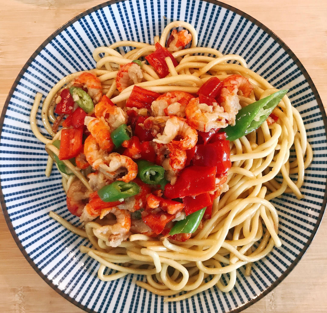 麻辣小龙虾拌面