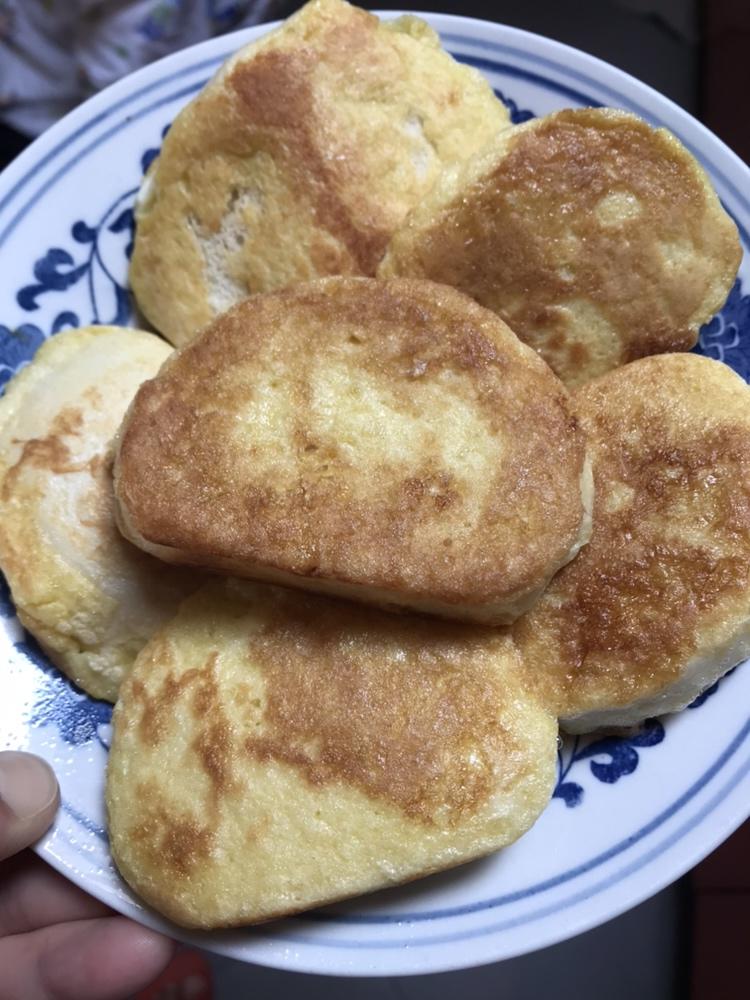 鸡蛋煎馒头的做法
