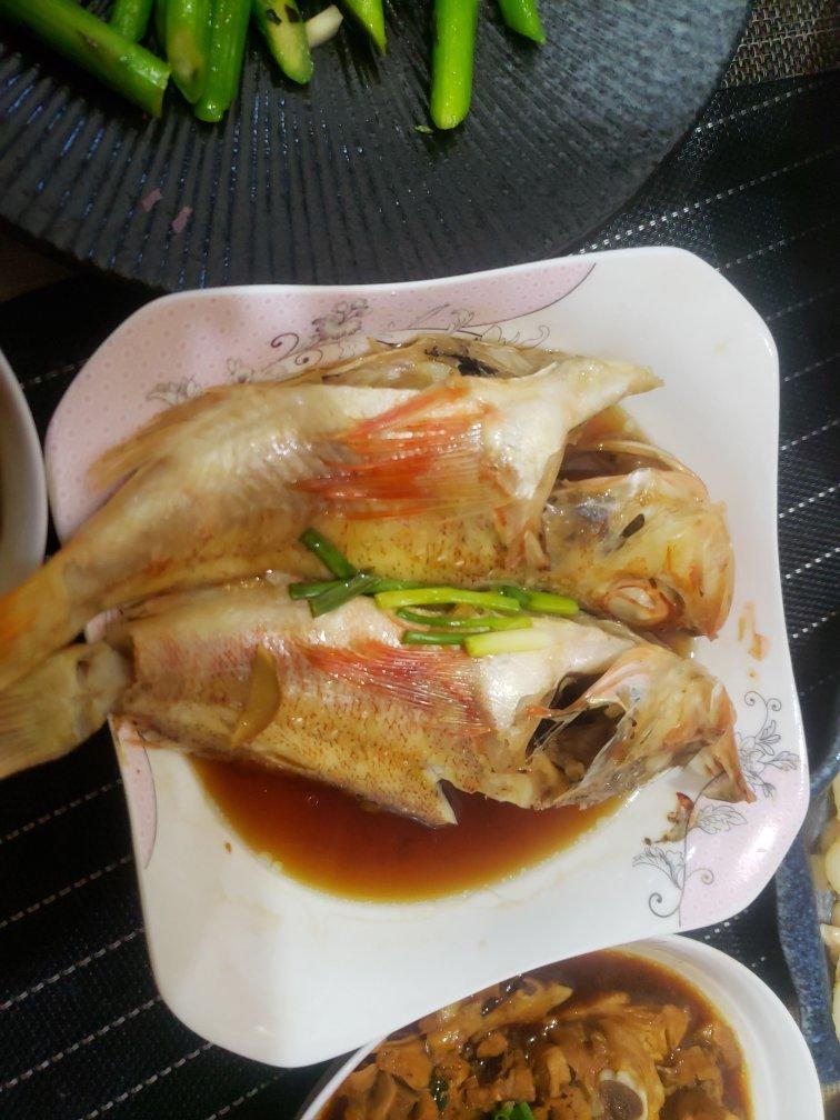 清蒸石斑鱼（粤菜）