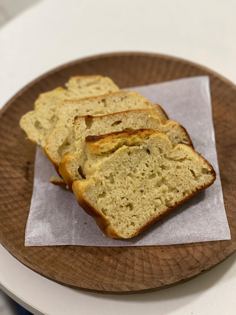 准备祖传的香蕉蓝莓玛芬蛋糕