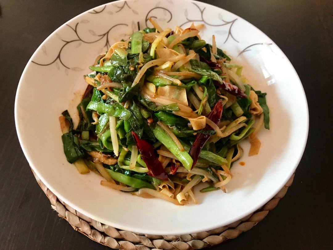 韭菜豆芽炒千张