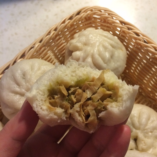 青椒腐竹包子