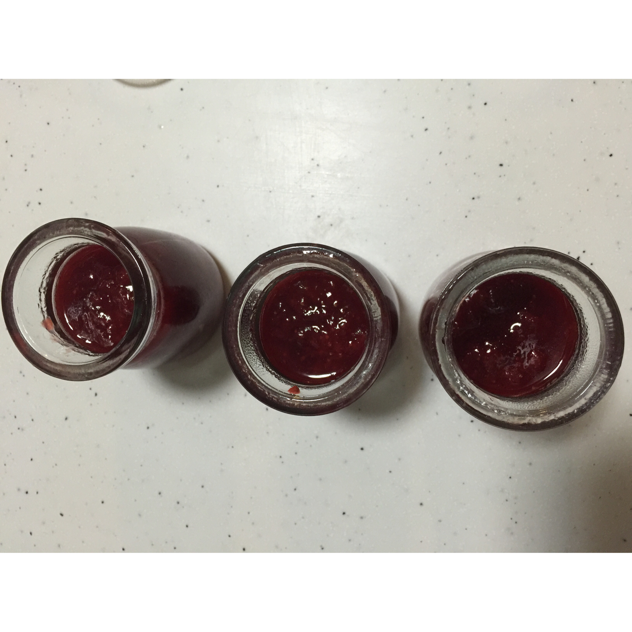 自制无添加草莓酱