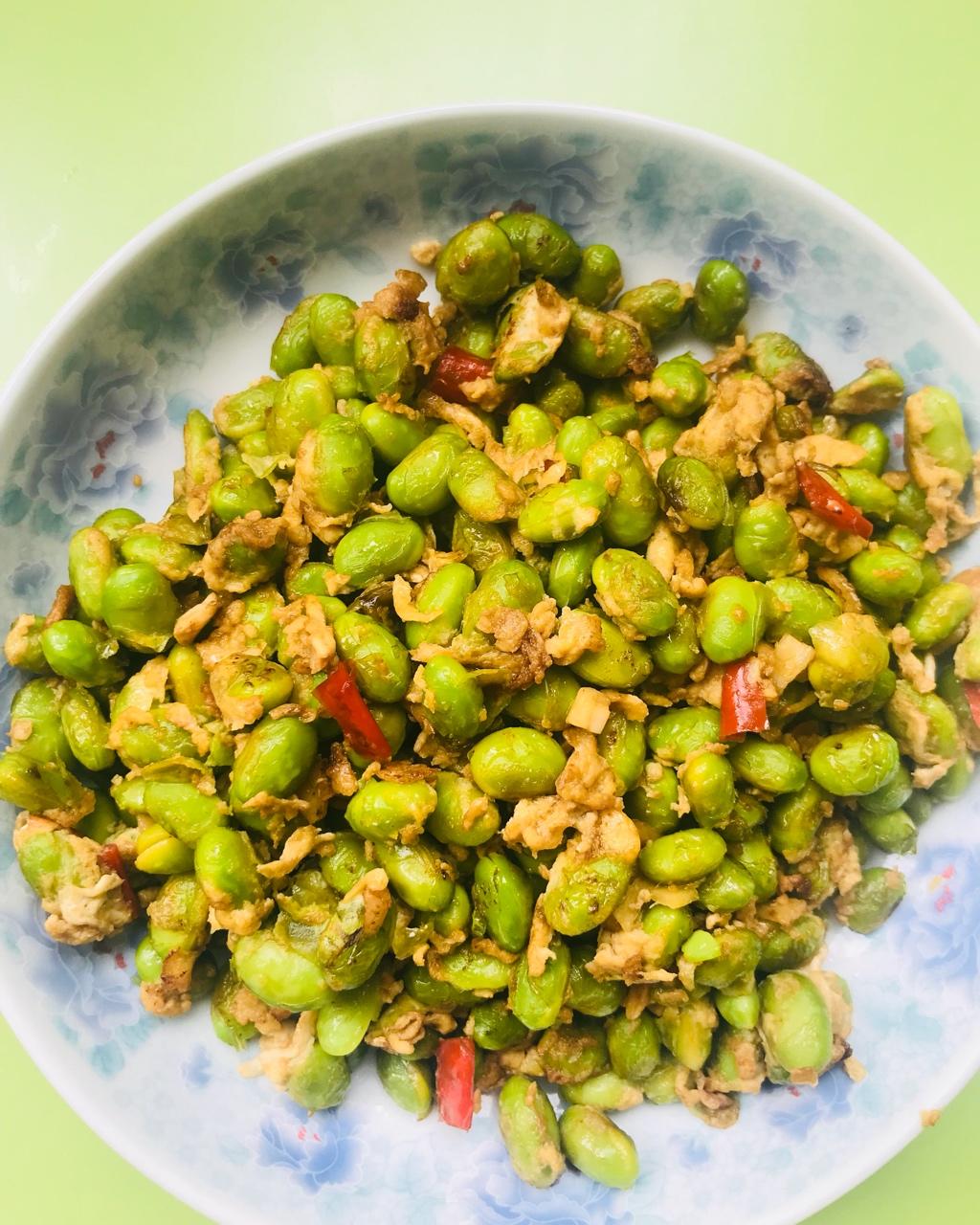 毛豆米炒鸡蛋