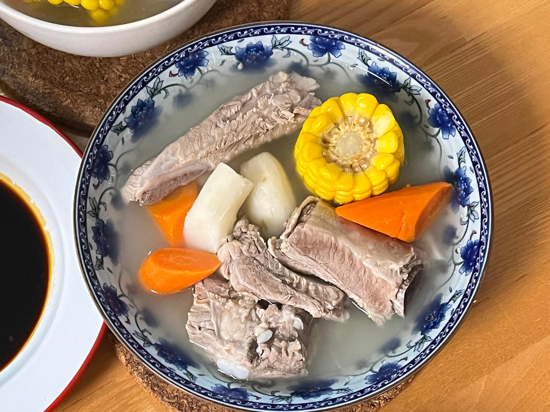 玉米排骨汤