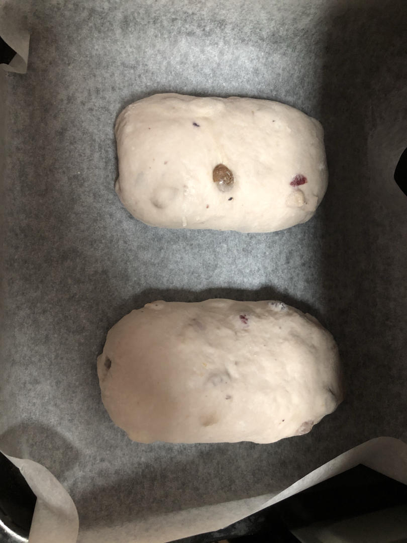 全麦坚果豆沙软欧包｜不用手揉 零难度 简单成功率高
