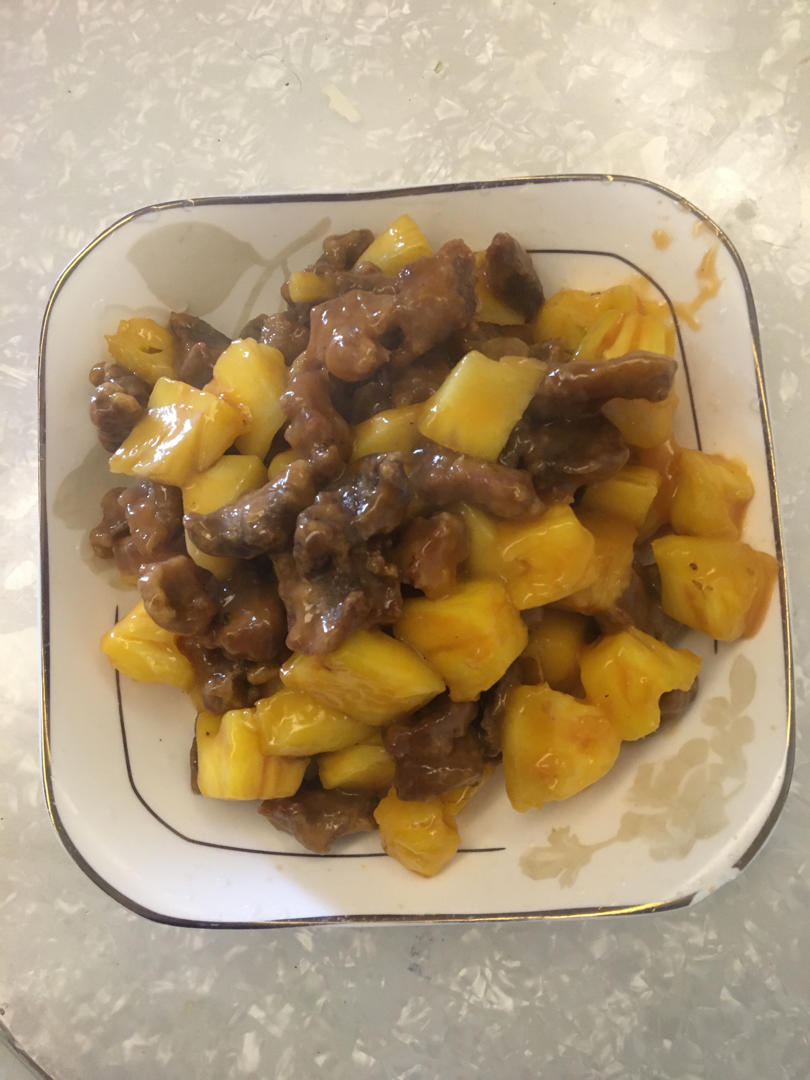 菠萝咕噜肉