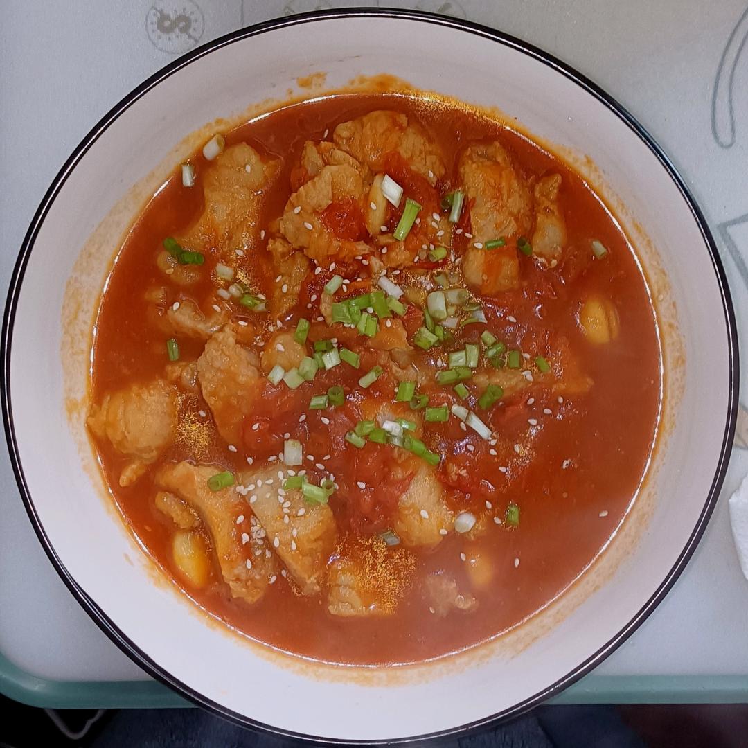 番茄鱼巴沙鱼（也可以用番茄龙利鱼），番茄酱汁超浓郁，营养又下饭！