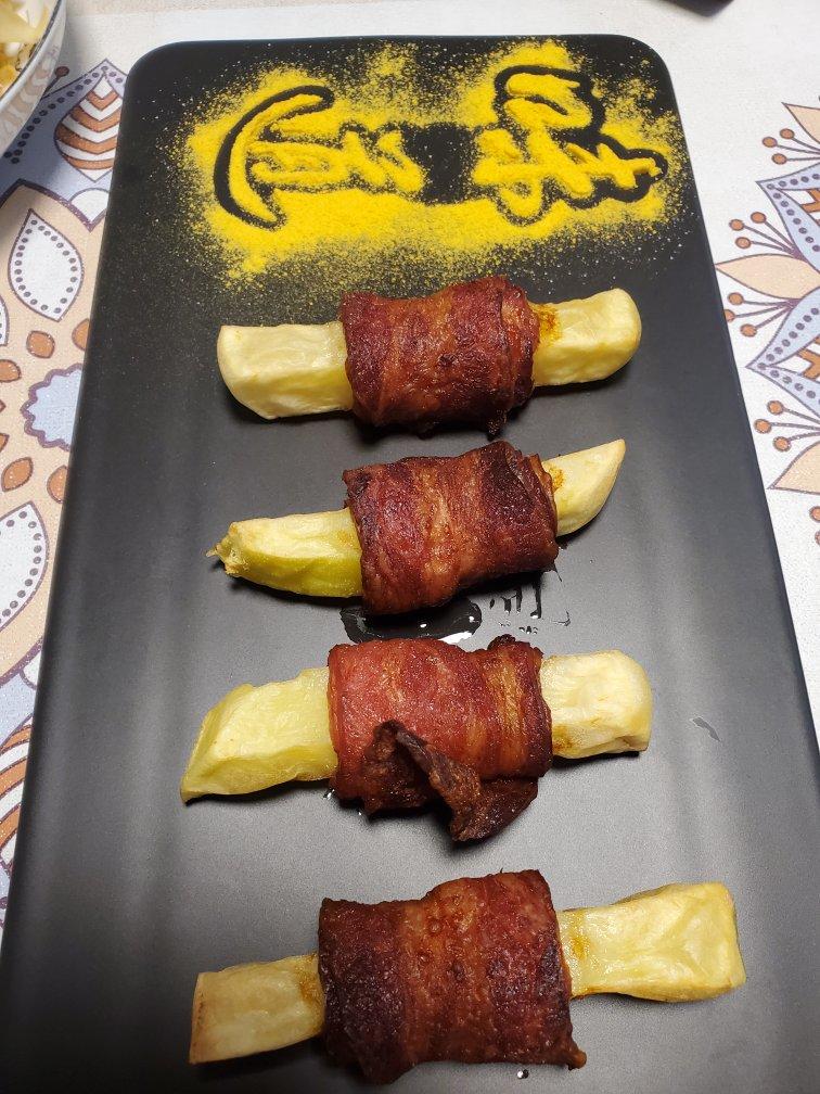 十分钟就能搞定的美食～培根土豆卷