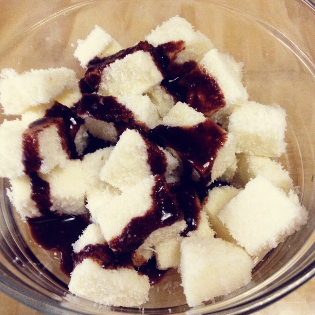 椰丝牛奶小方糕