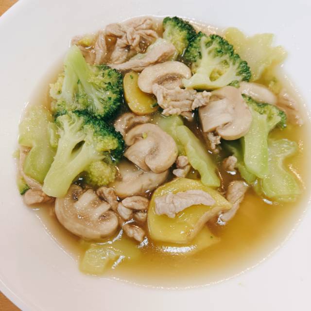 蘑菇炒肉丝