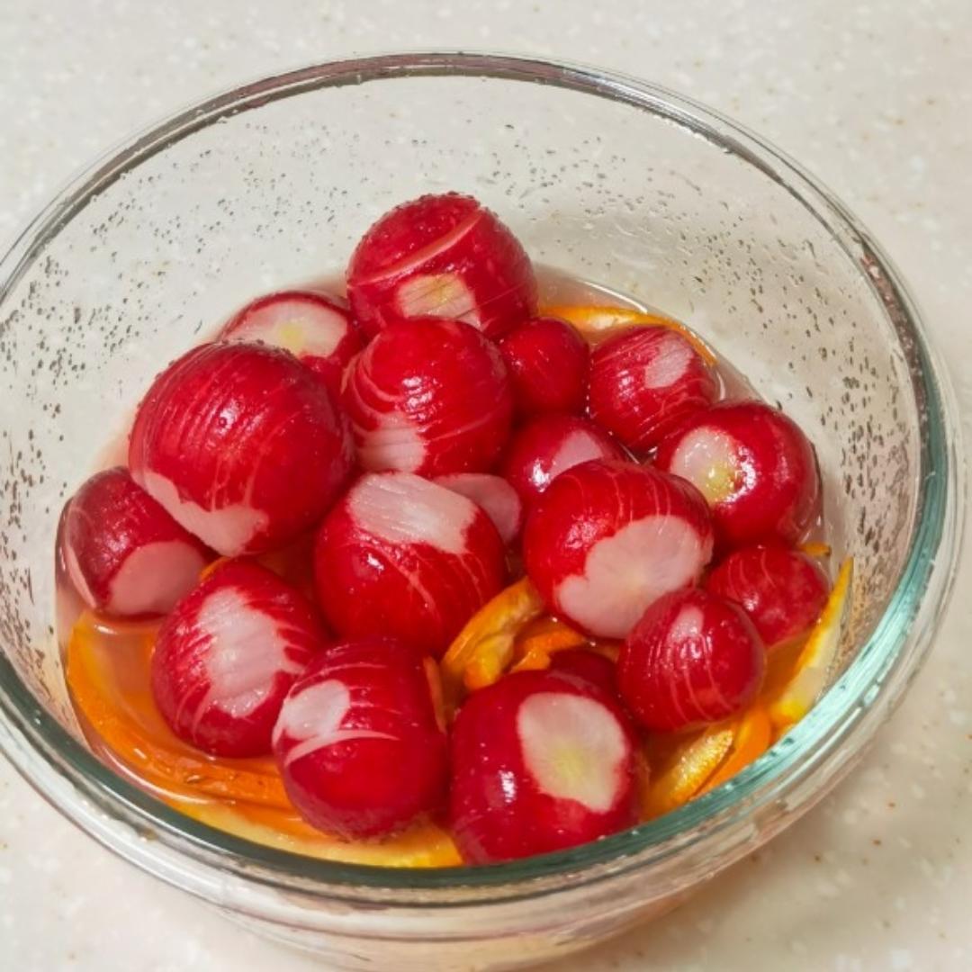 年夜饭头道菜～鸿运当头（樱桃小萝卜）