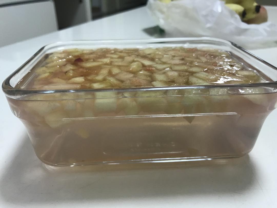 水蜜桃果冻-白凉粉