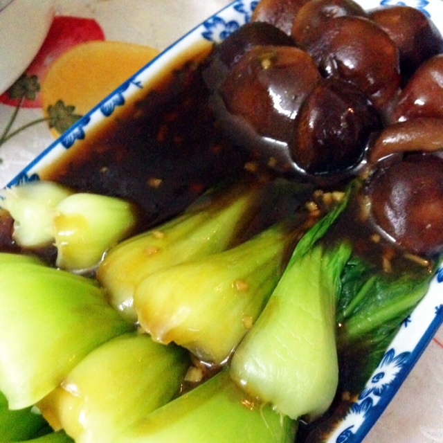 浇汁香菇油菜