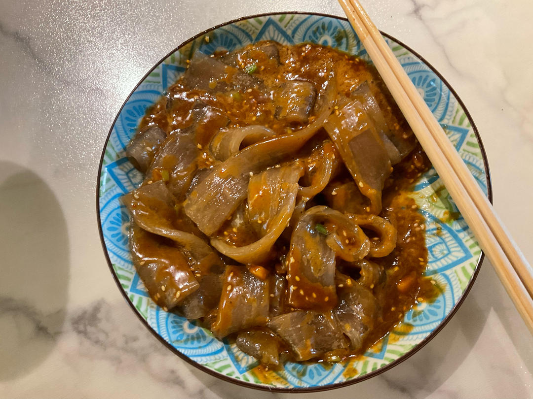 秒杀小夜市的麻酱流汁宽粉