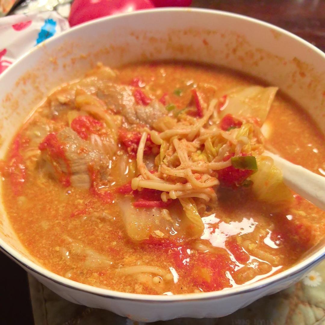 番茄滑肉煲｜酸爽开胃！肉片超级嫩滑