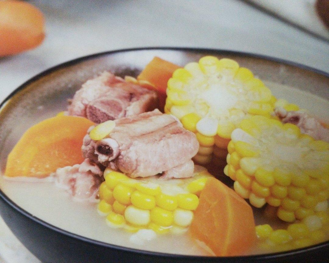 玉米排骨汤的做法