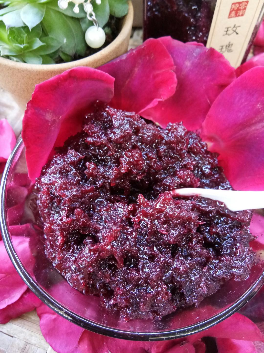 谋籹孖, 做的玫瑰花酱