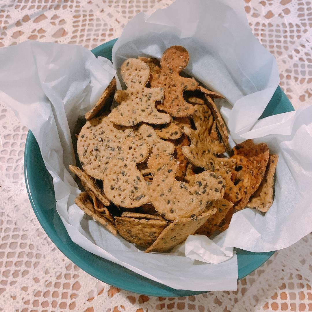 快手全麦黑芝麻苏打饼干 无糖无油 适合减肥人士吃