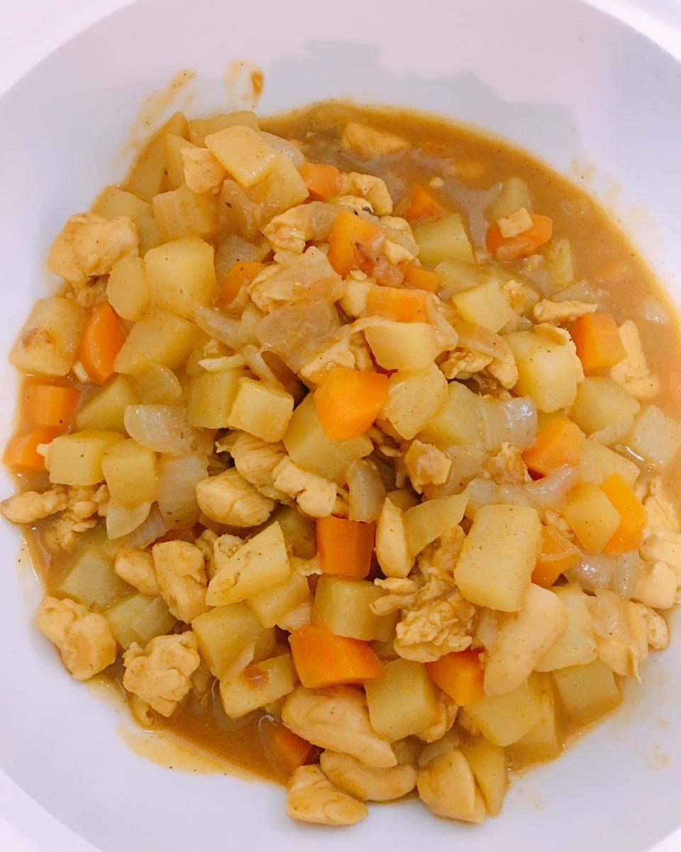 咖喱鸡肉饭
