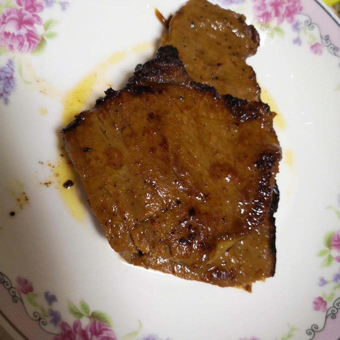 黑椒牛排