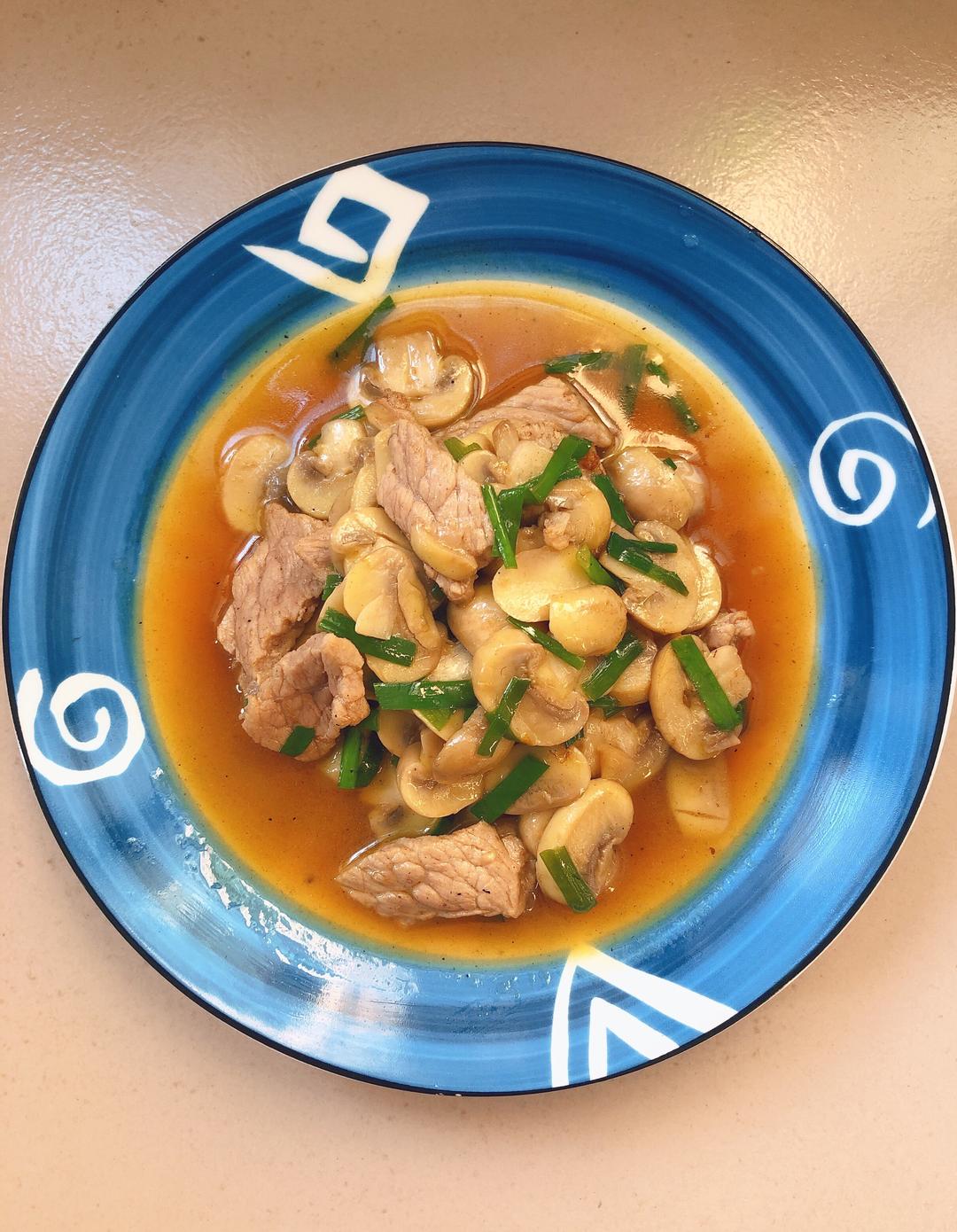 蘑菇炒肉片的做法