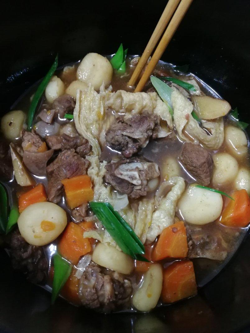 胡萝卜炖羊肉（热菜）