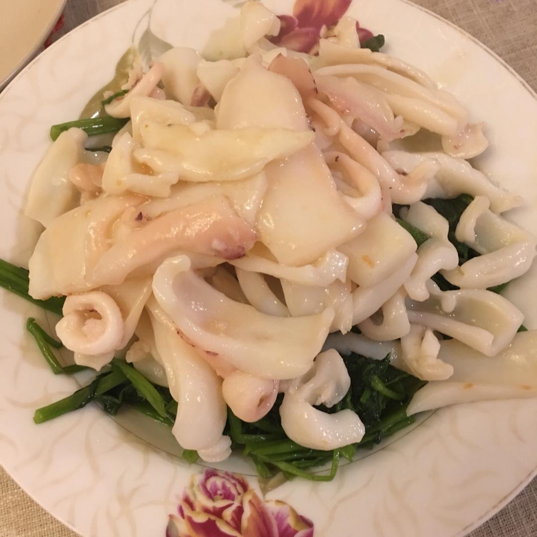 空心菜炒鱿鱼