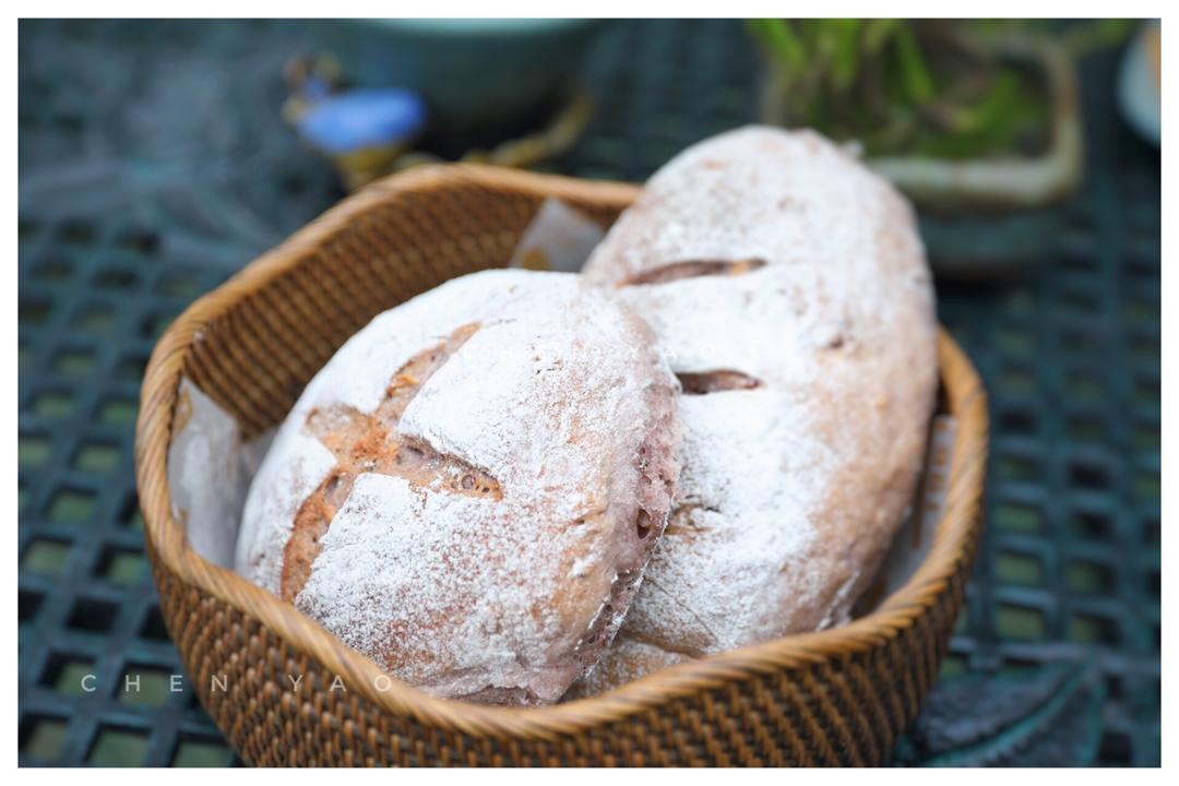 全麦蔓越莓核桃软欧包