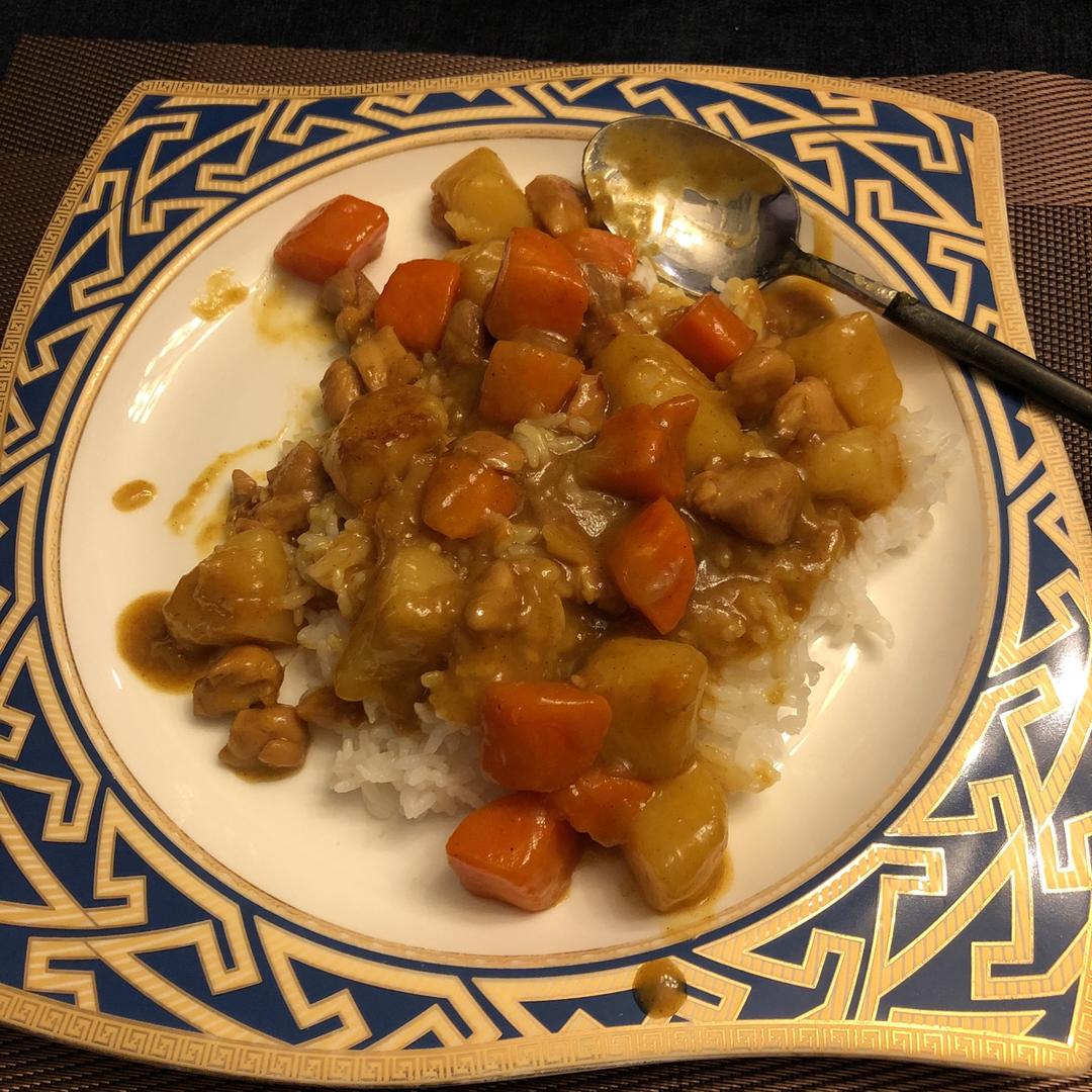 咖喱鸡肉饭