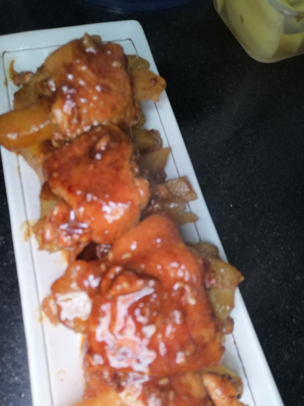 超级下饭鸡翅包土豆条
