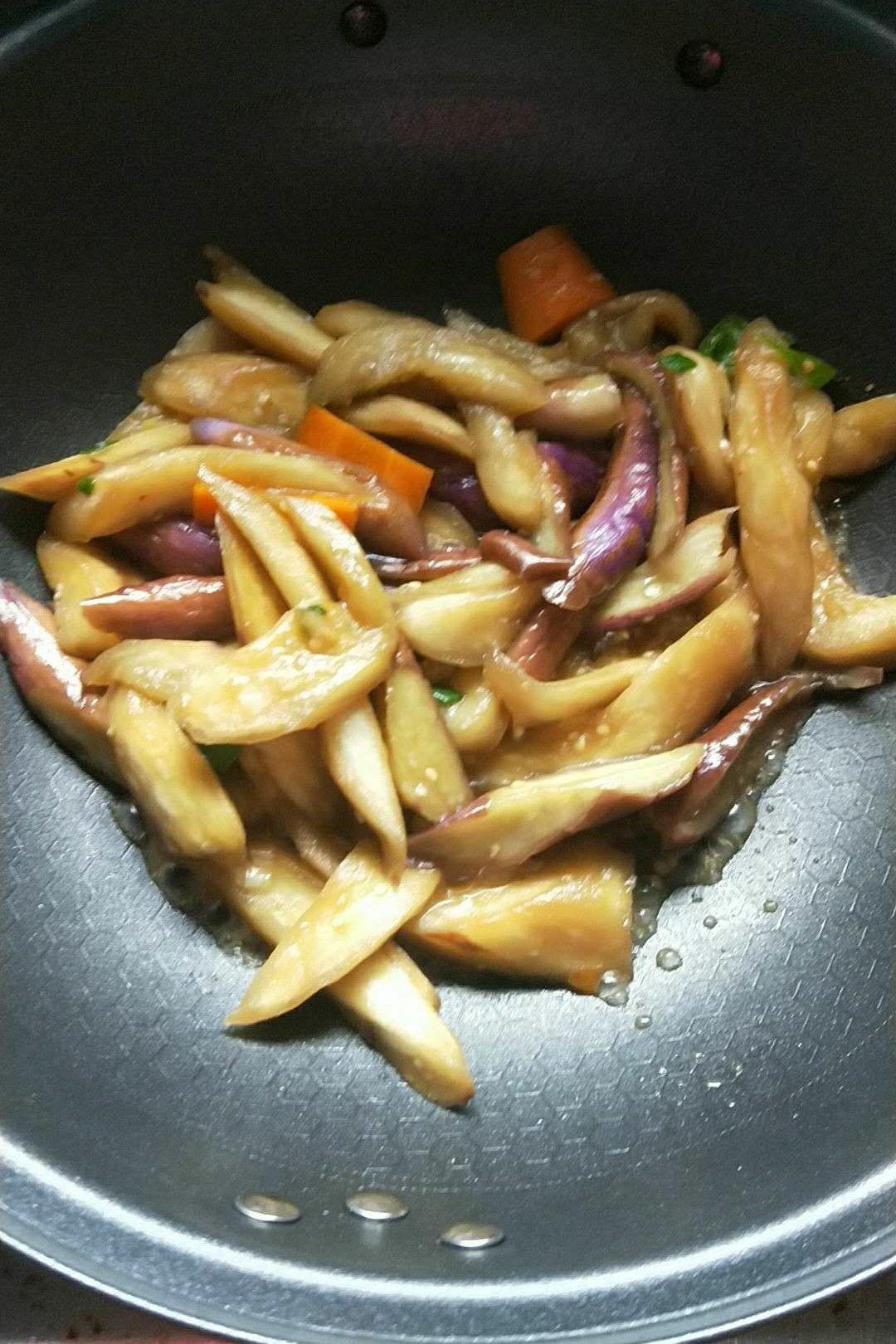 好人一生平安啦做的素炒茄子素炒茄子家常菜首页登录注册作品动态菜单