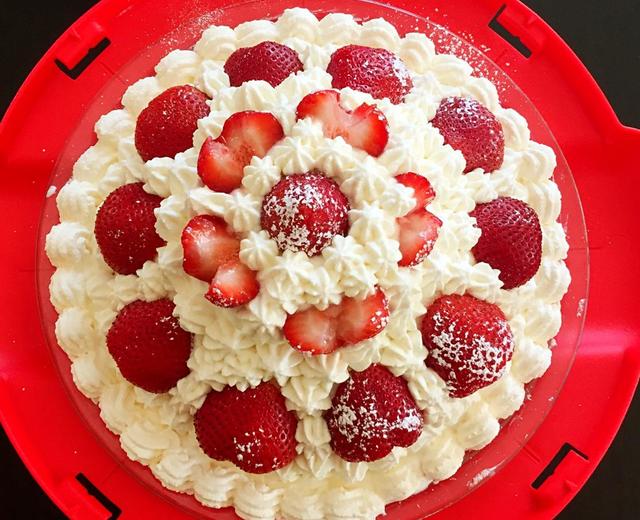 草莓炸弹蛋糕（白巧克力慕斯+草莓慕斯双层内馅儿）的做法